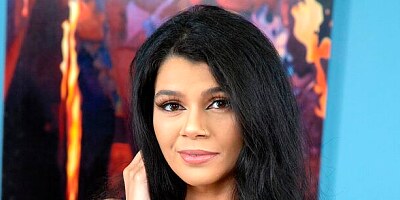 Dazzling Hottie Harley Haze Loves Making You Cum LIVE