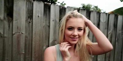 City girl takes money from villager and gets penetrated