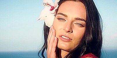 More Than A Muse with Leanne Lace