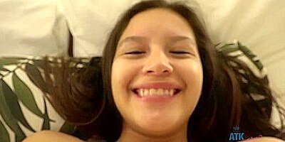 Zaya Cassidy - You fill up Zayas puffy pussy with cum