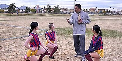 Diana Grace, Avery Black, Coco Lovelock - Thanking Our Coach As A Team