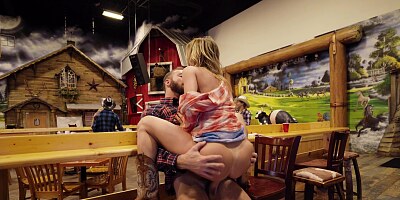 Country chick Alexis Fawx lures a stranger into sex