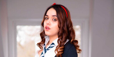 Latina Esperanza del Horno debuts at Private with her first DP