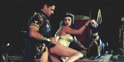 Princess Stevie Shae sucking Roman cock