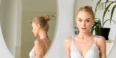 Fresh-faced Euro babe first porn audition