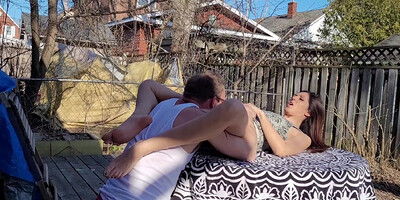 Eating N Fucking My Smoking Neighbour Hard In Backyard Public