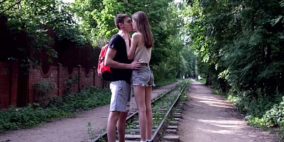 Guy licks and drills sweet pussy of young hottie