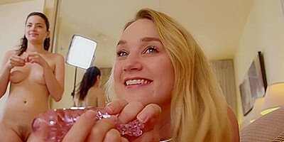 Kim Cums - Kim Cumms & Rose - Bts