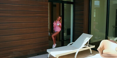 Fit babe Luxury blowing and riding cock