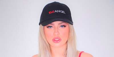 Harmony Rivers: Oil-Streaming Anal Fun