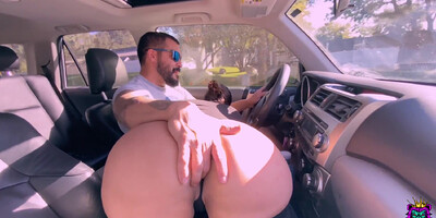 Big Ass Brunette Stops Her Run To Suck A Dick And Ended Up With Her Sweaty Pussy Fucked