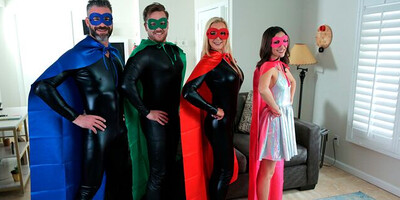 When My Swap Family Does A Super Hero Event - S3:E1