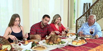 Moms Bang Teenage masturbation getting off-getting off Horny Family Thanksgiving