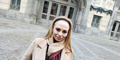 Elegant Dominno Gets Picked Up And Is Eager To Fuck