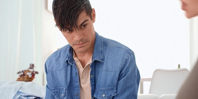 Sasha Rose lets photographer pound her eager pussy