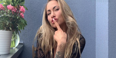 Super Hot Michaela Isizzu Masturbates On Camera