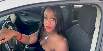 Interracial Fuck With Buxom Ebony Milf Roxie Ray