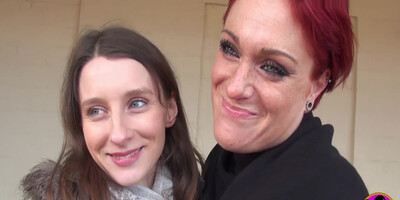 Nesty Carole Fucks Hardcore With Her Girlfriend Pauline