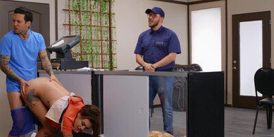 Tattooed Barista Fucks Gorgeous Chick With Big Natural Tits With Gabbie Carter And Small Hands