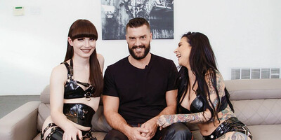 BTS-TS Natalie Mars, Joanna Angel & Ramon!