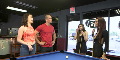 Showing for currency