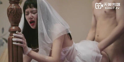 Model - Stepdaughter Rough Fucked Next To Dying Dad Lol