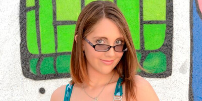 Gaping in Glasses