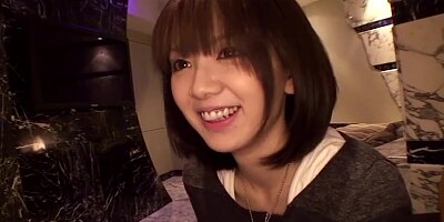Horny Japanese woman wants to climax on her first date