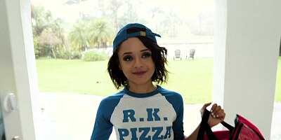 Delivery girl Holly Hendrix ends up getting fucked & creamed by the customer