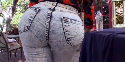 Big tits and huge ass Amy Anderssen gets fucked hard by Mike