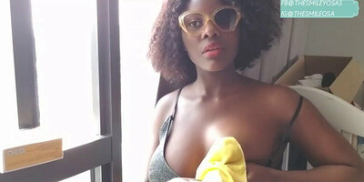 Cool black woman shows how to milk her boobs