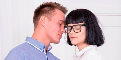 Rita Lee takes a facial on her debut