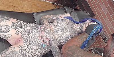 Australian Beauty Amber Luke Gets A New Nose Tattoo