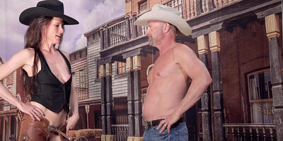 Hoe Down - SofieMarieXXX