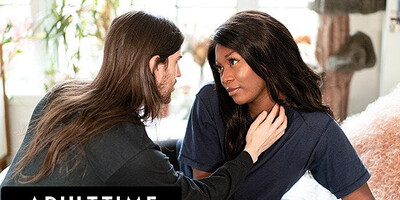 Horny Stud Can't Resist Vanniall's Tempting Trans Cock