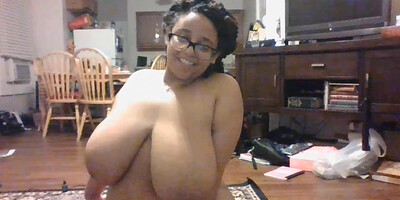 Dominican plumper Serena who likes to show her big tits