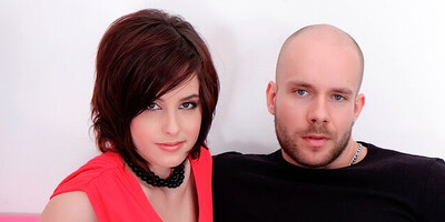 Wife Anabelle Gets Fucked