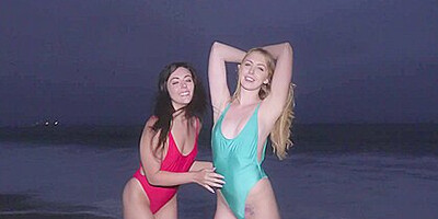 4th Of July Beach Babes With Whitney Wright And Chloe Scott