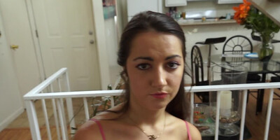 Amateur chick goes down to suck pecker and then she gets fucked