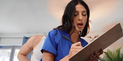 Patient is horny and the dazzling nurse deals with his dick