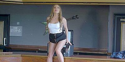 Big Breasts And Alessandra Jane - Fuck For The Job