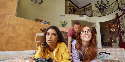 Teens Janie Angel and Madie Collins want to play more than just PlayStation