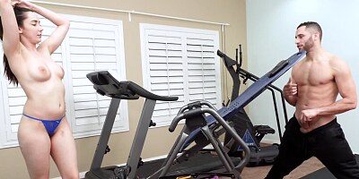 Athletic stud impales natural sexpot Kyra Rose in empty gym