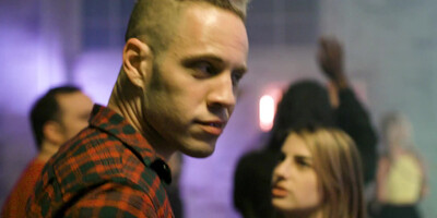 Whitney Wright shoves tongue deep into Kenna James pussy