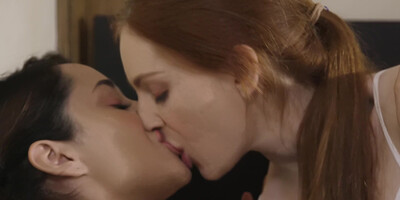 Isabelle Nice confesses to Maya Kendrick in lesbian feelings