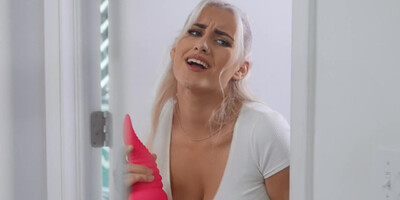 Indica Monroe and Tori Montana fuck after hot shower with a dildo