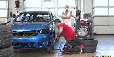 It's mechanic's great honor to have rear licked by MILF