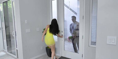 Charming chicks Aiden Ashley & Jazmin Luv are having 3way with a guy