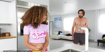 Tiny Ebony blows a guy before fucking red-haired MILF