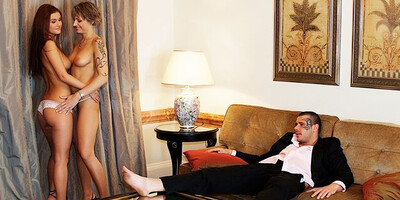 Ravishing Candy Cat Shares Dick With Friend